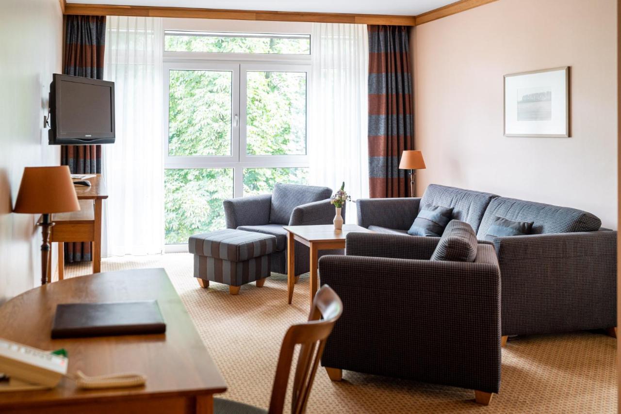 Waldhotel Tannenhaeuschen Wesel  Exterior foto